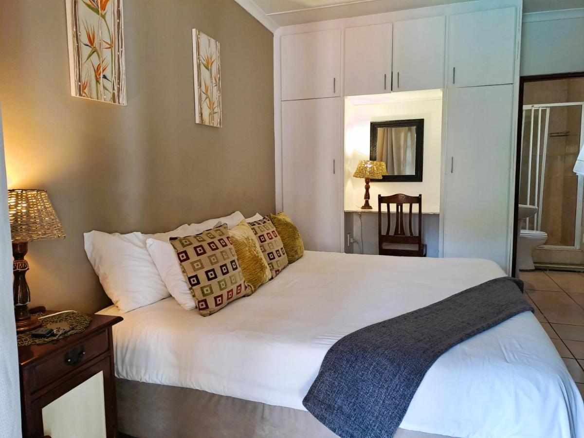 Old Mill Guest House เดอร์บัน ภายนอก รูปภาพ