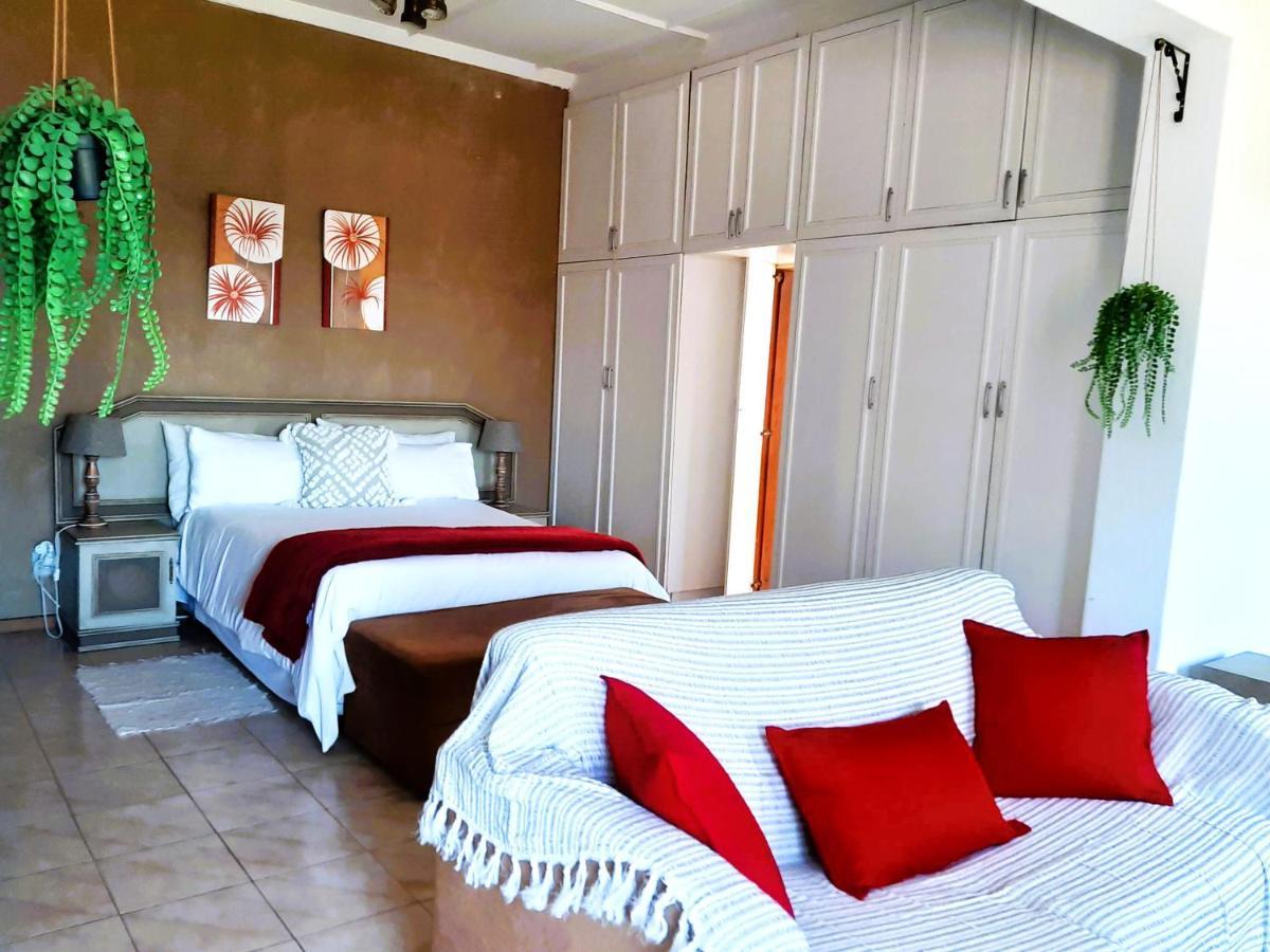 Old Mill Guest House เดอร์บัน ภายนอก รูปภาพ